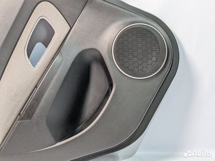 Обшивка двери задняя левая Chevrolet Cruze седан