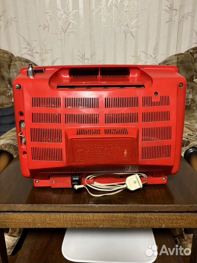 Телевизор юность 402