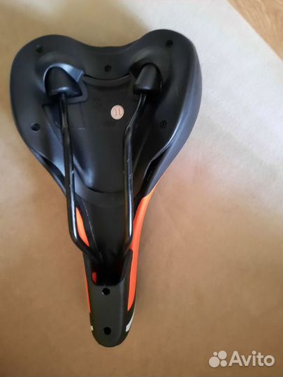 Велосипедное седло