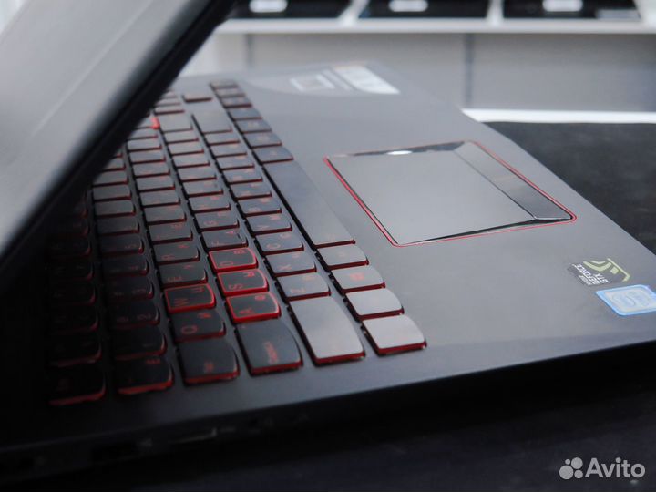 Ноутбук Lenovo i7 8gb GTX1050 4gb ssd+hdd Гарантия