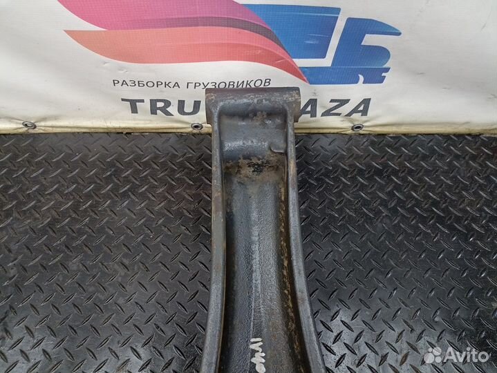 Кронштейн реактивной тяги