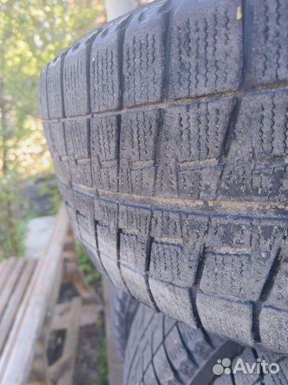 Bridgestone Blizzak Revo2 175/65 R14 82H