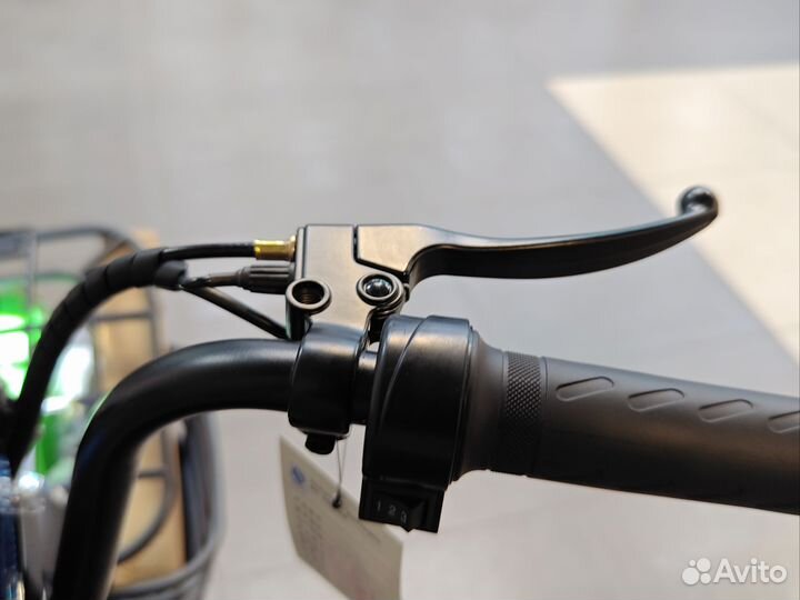 Электроскутер SkyWay