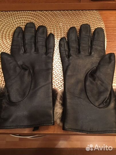 Перчатки
