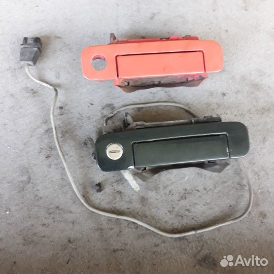 Ручка двери пер. прав наружная без ключа Ауди А4Б5