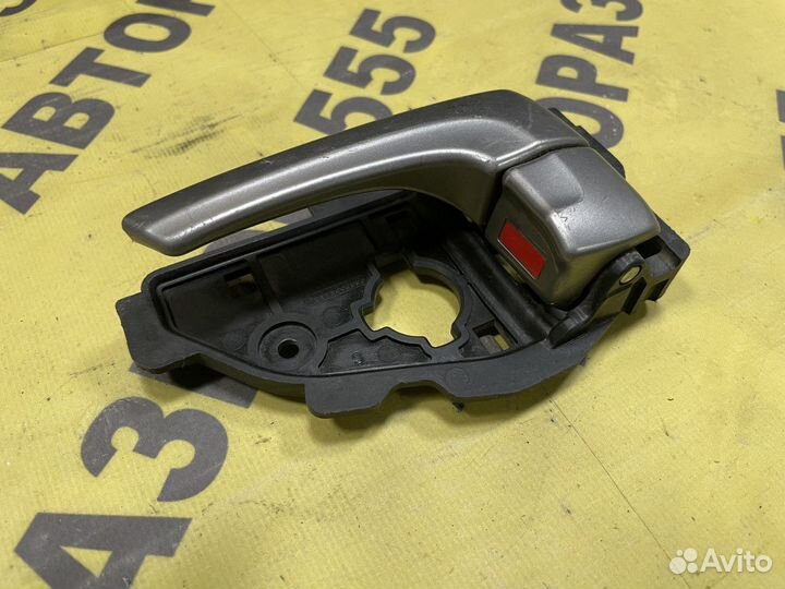 Ручка передняя левая внутренняя Hyundai ix35