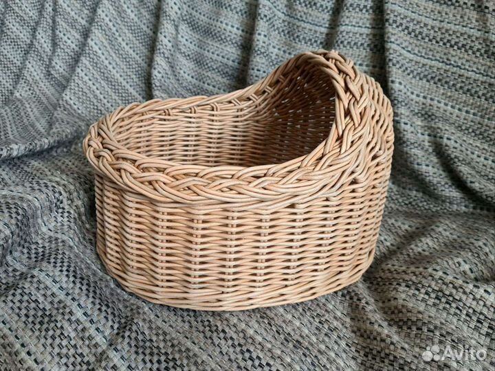 Люлька плетеная для куклы