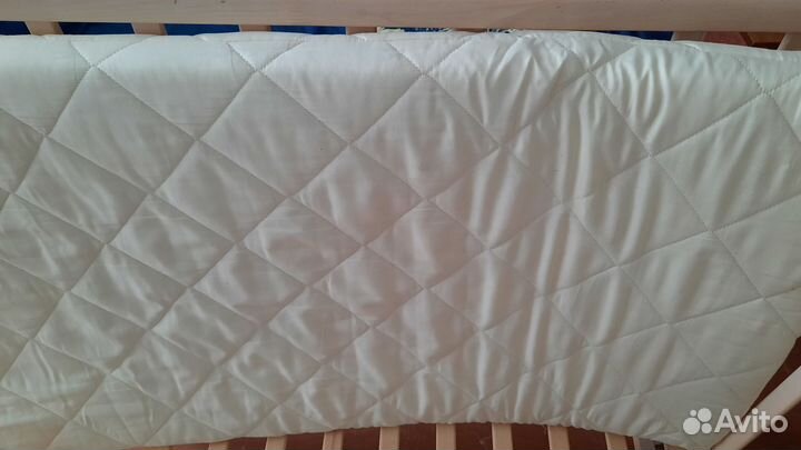 Кроватка детская с матрасом