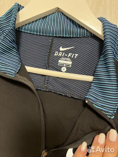 Беговой костюм Nike