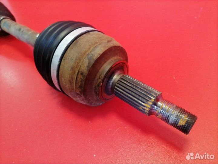 Привод левый передний Renault Duster