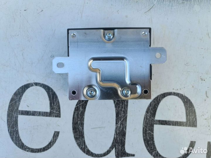 Блок управления топливным насосом Mercedes W222