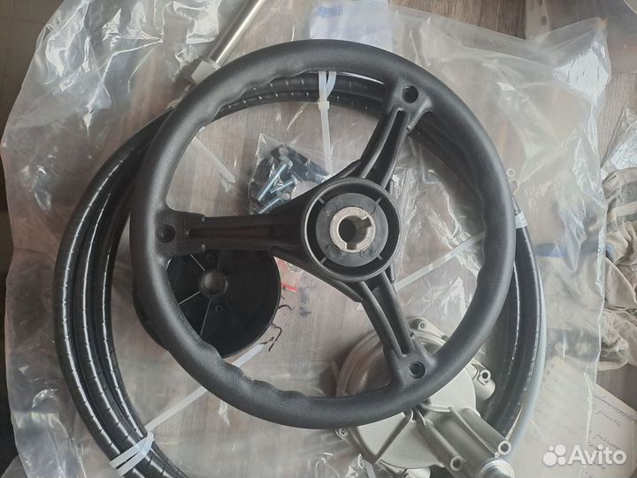 Рулевое управление на лодку