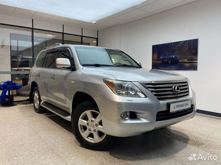 Lexus LX 5.7 AT, 2010, 223 110 км