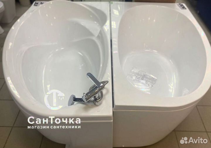 Ванна акриловая ассиметричная