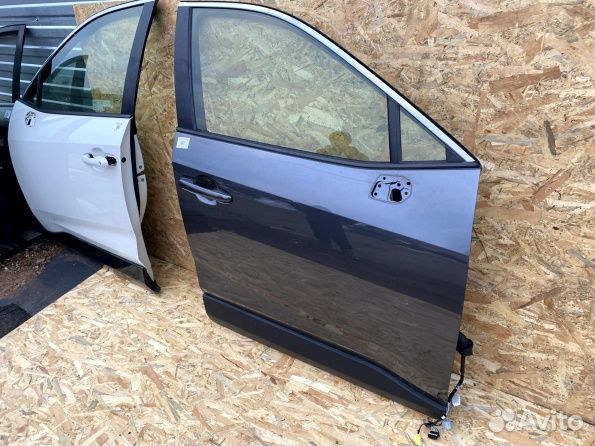Дверь передняя правая Toyota Rav 4 Xa 50