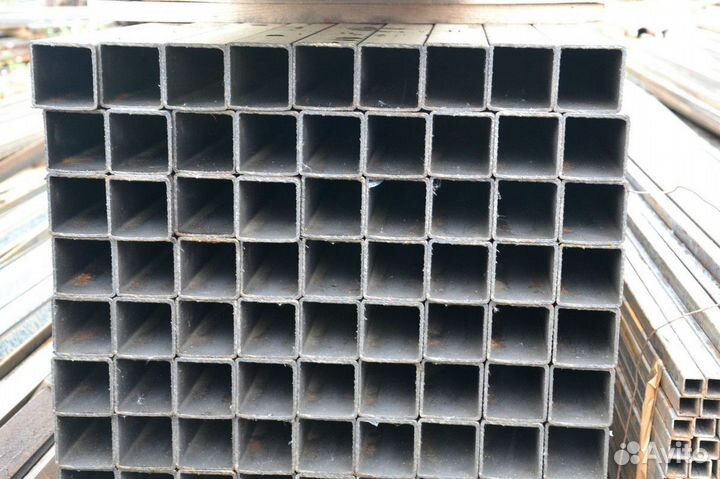 Труба профильная 40х20х2. Металлопрокат