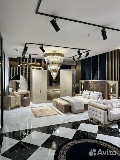 Спальный гарнитур