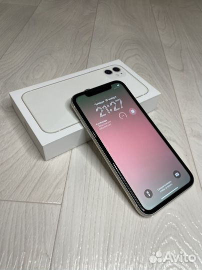 iPhone 11, 64 ГБ