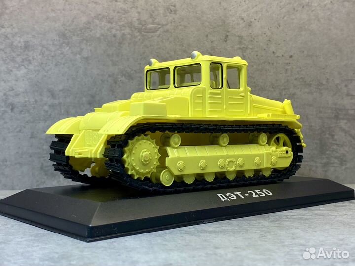 Коллекционная модель дэт-250 Hachette 1:43