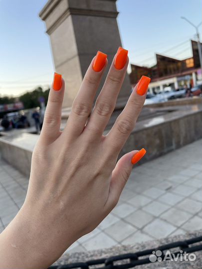 Маникюр с покрытием гель-лаком