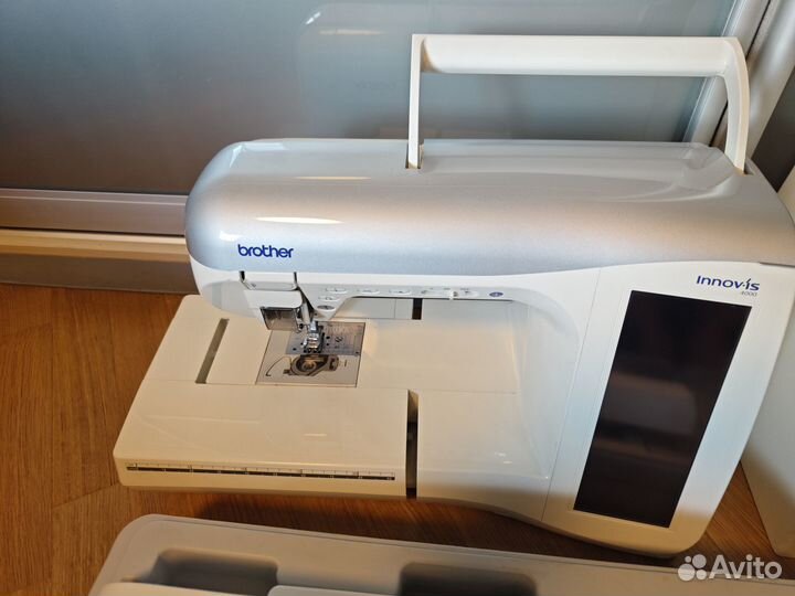 Швейно-вышивальная машина Brother nv4000