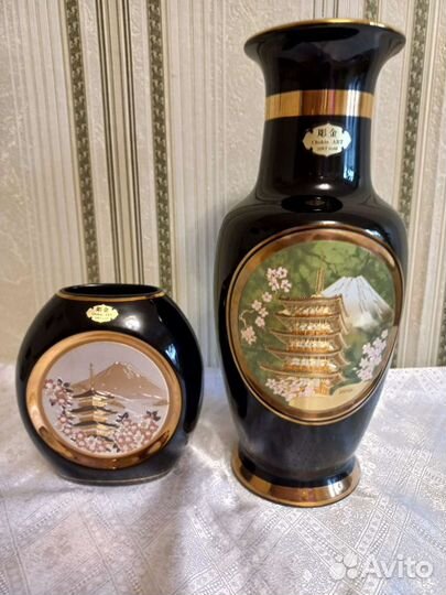 Фарфоровые вазы Япония