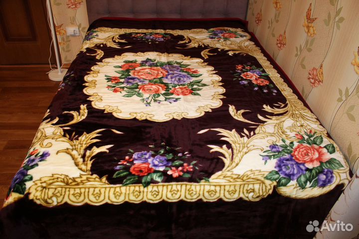 Плед покрывало размер 200 на 234 см, новый