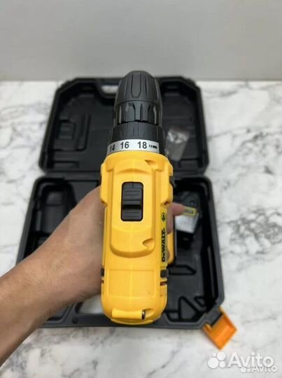 Аккумуляторный шуруповёрт dewalt 26v