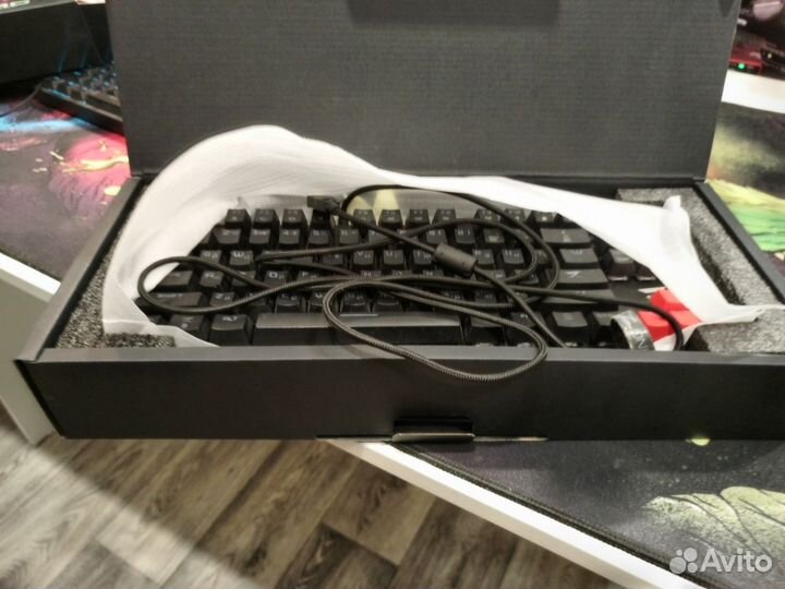 Игровая механическая клавиатура