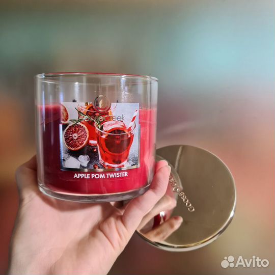 Cоевая свеча Goose Creek. Apple Pom Twister