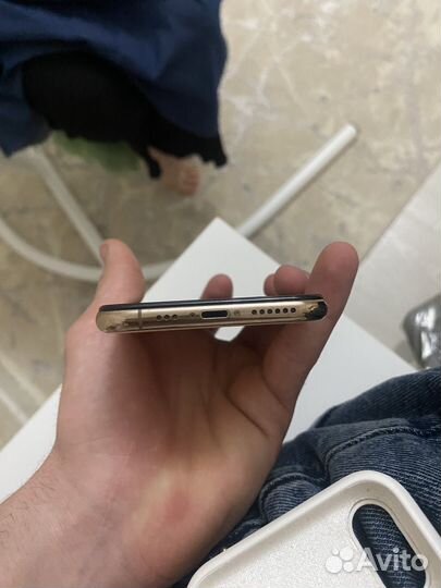 iPhone X, 64 ГБ