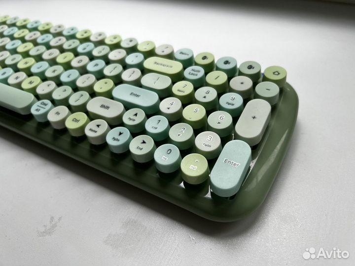 Беспроводная клавиатура moffi