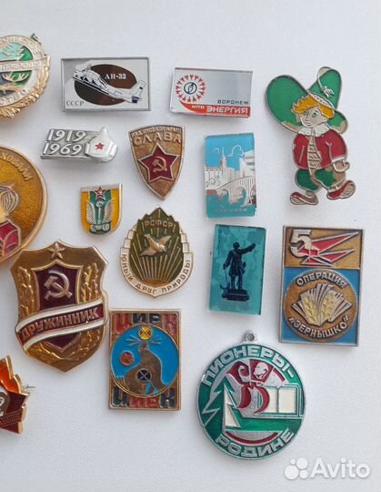 Значки СССР