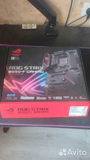 Материнская плата am4 ROG strix B550-F gaming