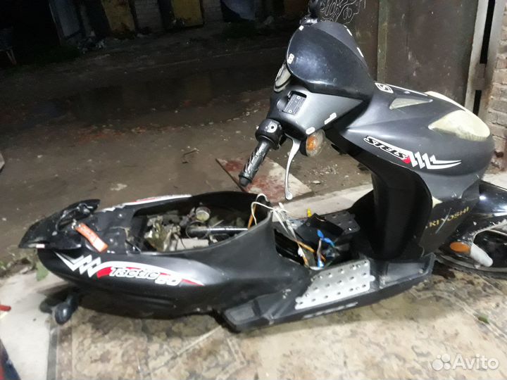 Скутер 50 кубов 2т