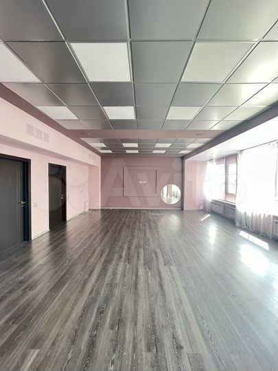 Офис, 72 м² 2х комнатный