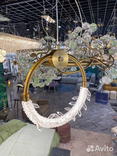 Хрустальная люстра, цвет латунь