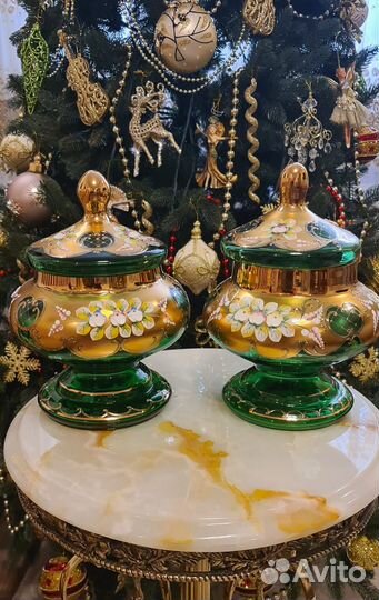 Ваза с крышкой Бононьерка Богемия