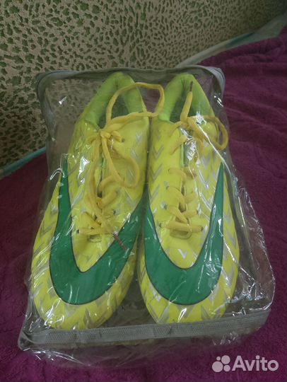 Футбольные бутсы р38