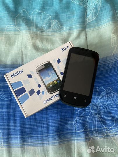 Haier W701, 512 МБ