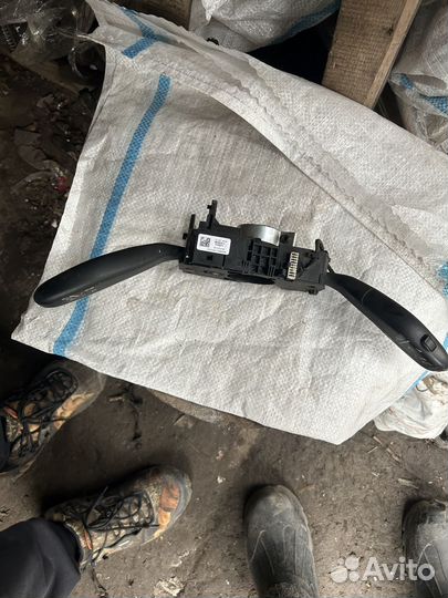 Volkswagen polo подрулевой переключатель