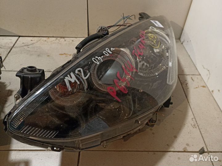 Фара Mazda 2 ксенон 2007-2015