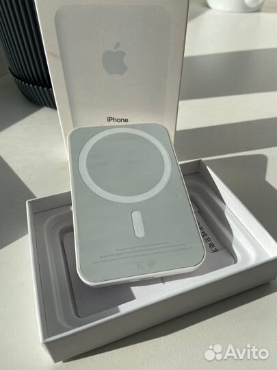 Magsafe Battery pack для iPhone