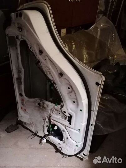 Дверь Toyota Mark 2 jzx90 (задняя правая)