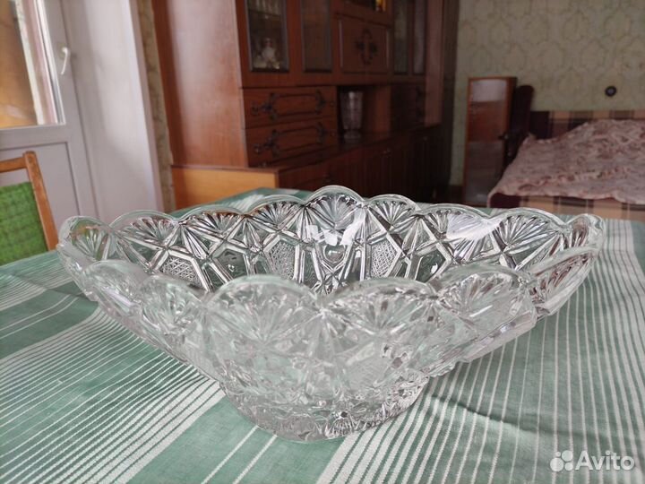 Хрустальная ваза для фруктов