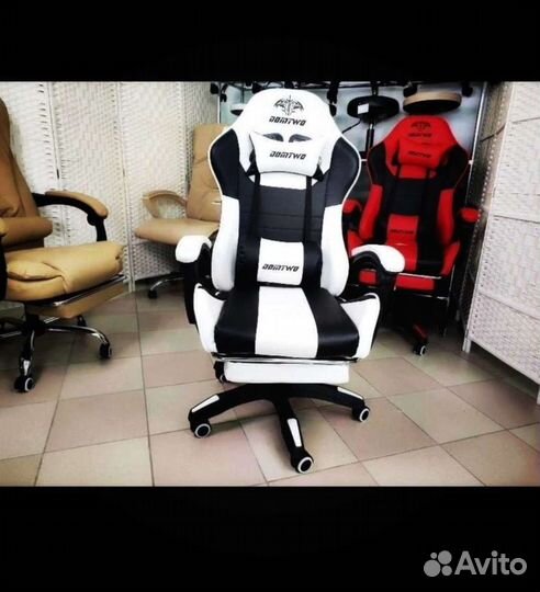 Компьютерное кресло геймерское