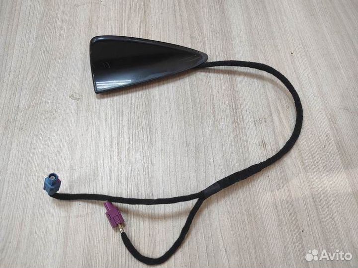 Антенна BMW 7 -Series E65 E66 с2001-2008г