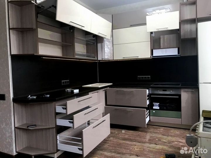 Кухонный гарнитур