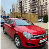 Opel Astra 1.8 AT, 2010, 190 000 км, с пробегом, цена 700 000 руб.