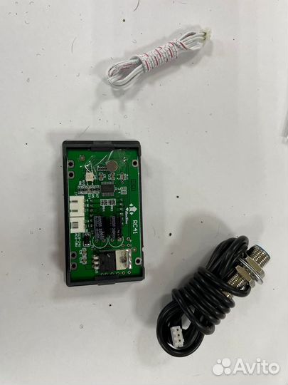 Универсальный спидометр с датчиком магнитным